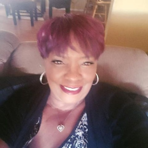 Meet your Posher, Gigi - Picture 1 of 1